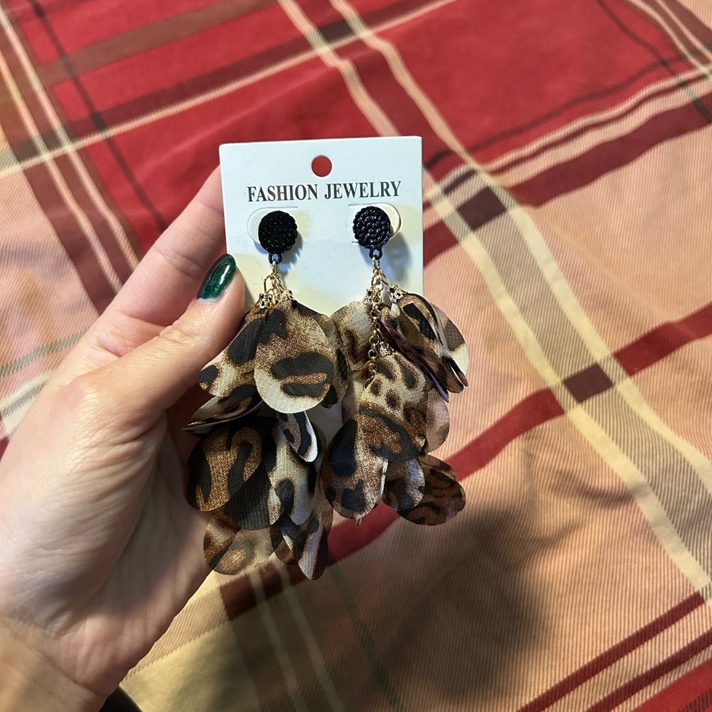 Fashion Jewelry Wild Leopard Dangle Earrings